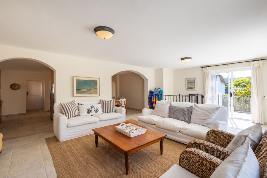 6 Bedroom Property for Sale in Lower Robberg Western Cape